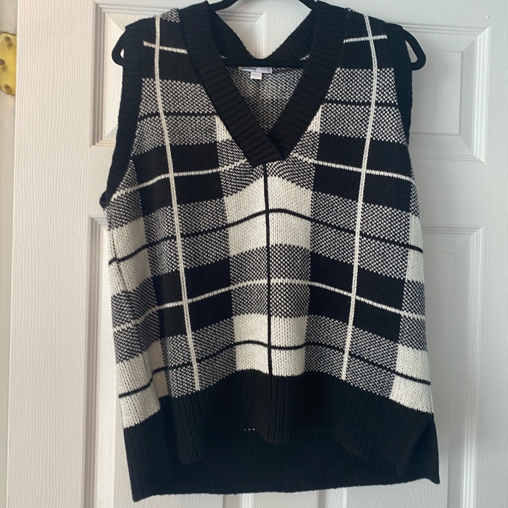 Sweater Vest